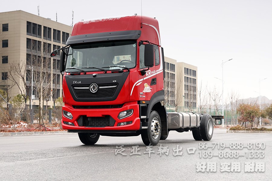 东风4*2平头KR高顶底盘配置_东风大马力越野车底盘_东风双卧驾驶室底盘